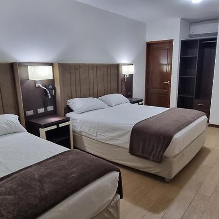Hotel Imperio Real Trujillo Luaran gambar