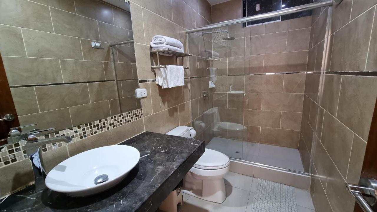 Hotel Imperio Real Trujillo Luaran gambar