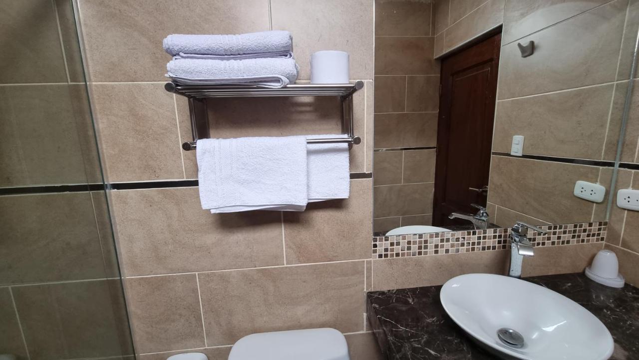 Hotel Imperio Real Trujillo Luaran gambar
